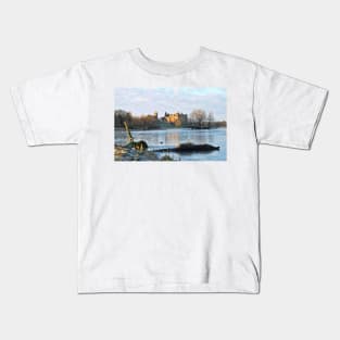 Linlithgow loch and Palace , Scotland Kids T-Shirt